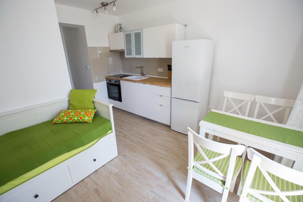Apartments Irina Ičići Екстериор снимка